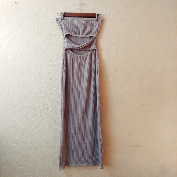 PrettyLittleThing Taupe Textured Knit Twist Cut Out Bardot Midaxi Dress Sz 4 - Picture 2 of 9